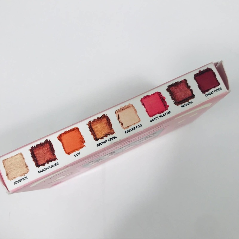 Too Faced Let’s Play Mini Eyeshadow Palette - Picture 4 of 5